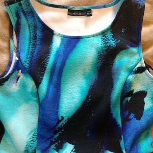 Bautiful Dress, with pockets!!